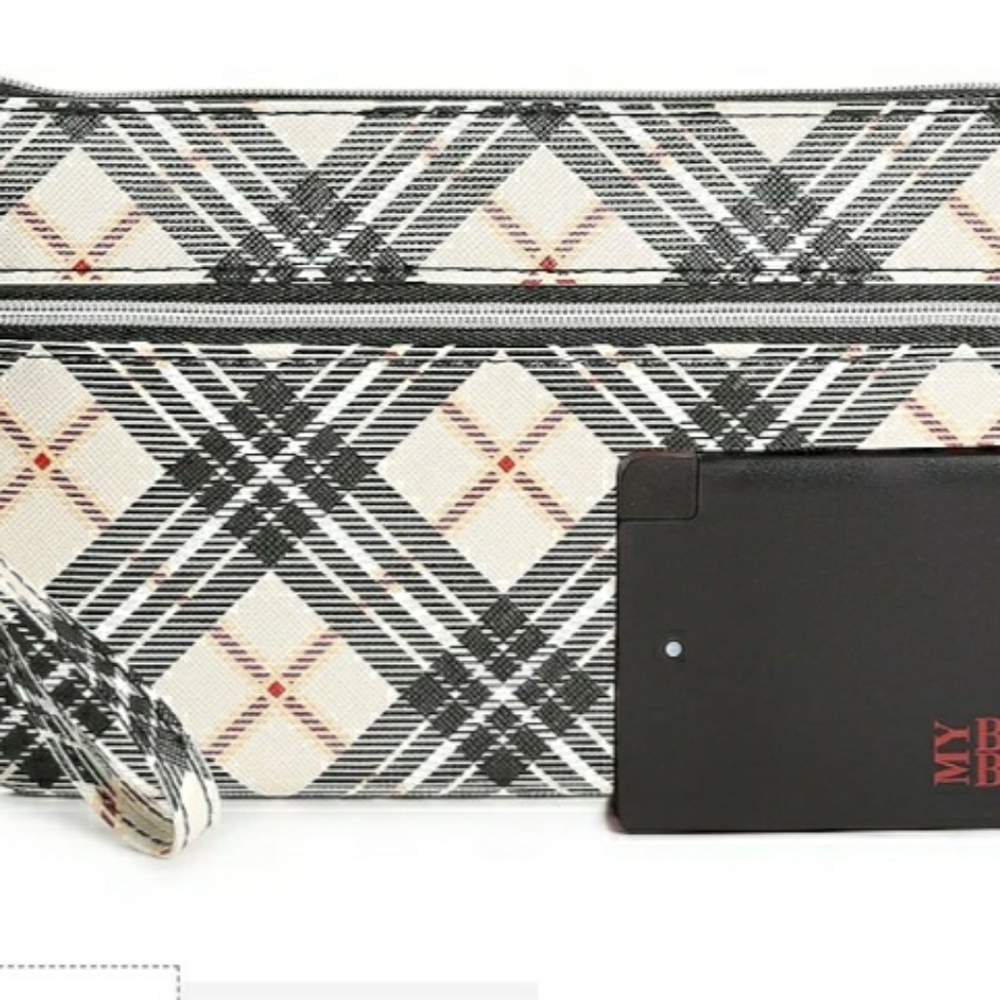 BACK UP BUDDY WRISTLET